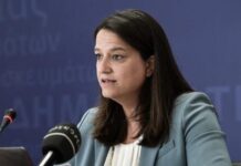 Νέο πρόγραμμα ΔΥΠΑ για 10.000 άνεργες μητέρες