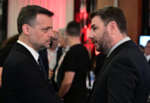 Εσωκομματική θύελλα στο ΠΑΣΟΚ με αιχμές Δούκα προς Ανδρουλάκη για στρατηγική και προσανατολισμό