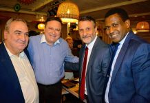 Ο Κυριάκος Μαριδάκης στην κοπή πίτας της Ν.Δ. Σαλαμίνας: Μήνυμα ενότητας και προσήλωσης στο κοινό καλό