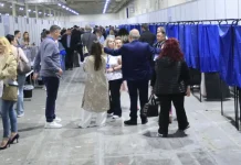 Συνέδριο ΝΔ: άλλοι σάρωσαν στην κάλπη και άλλοι βρέθηκαν στο προσκήνιο